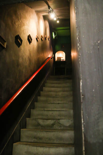 台北酒吧推薦｜F Gallery by A Train｜隱藏在復古公寓內，盡情享受微醺的一晚！