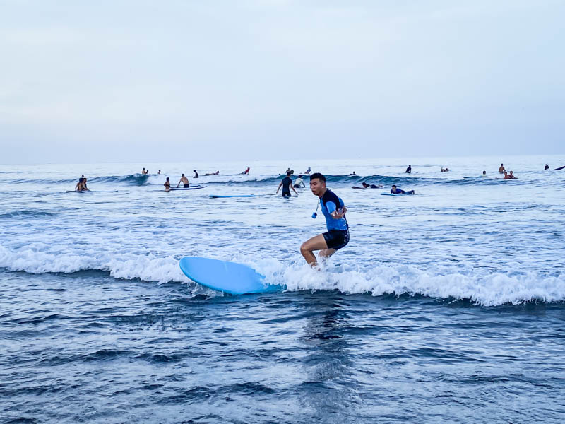 宜蘭|烏石港衝浪推薦|海盜衝浪Pirate Surf:如何報名、費用、玩法心得全攻略