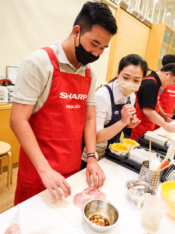 SHARP新好男人｜HEALSIO水波爐廚藝教室體驗：第一次嘗試智慧烹調，健康料理這樣煮就對了！