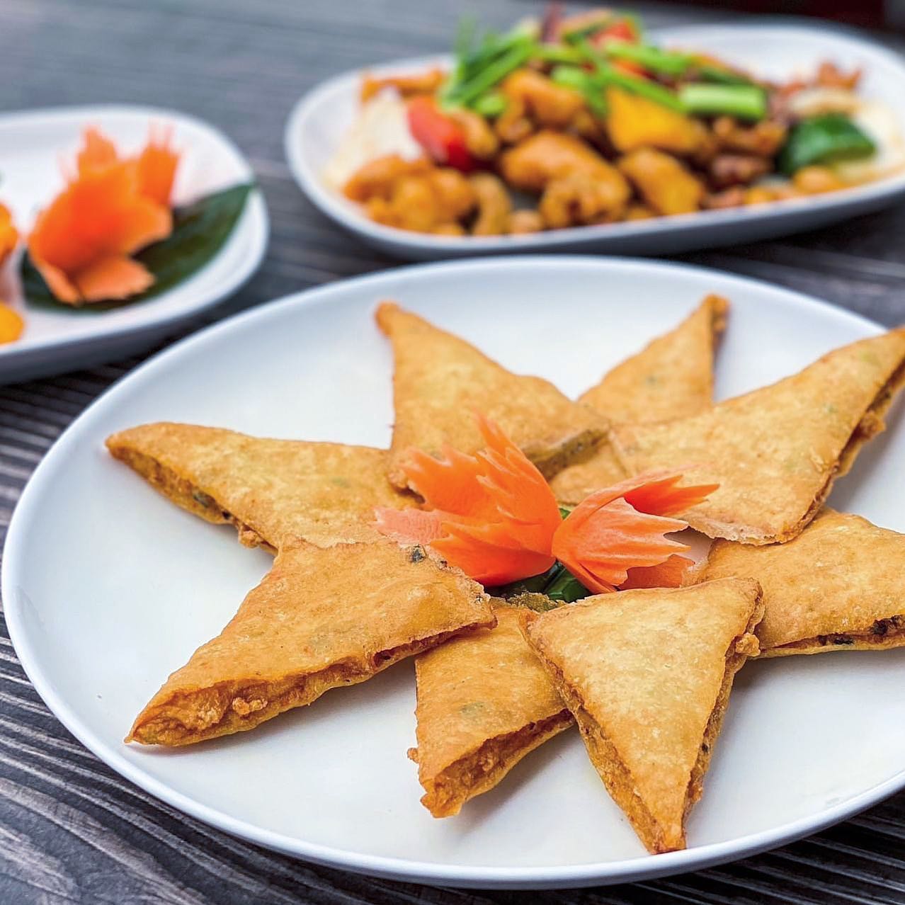 泰國TOP15芭達雅必吃美食推薦|在地的餐廳小吃、海景咖啡廳、特色酒吧一次收錄!