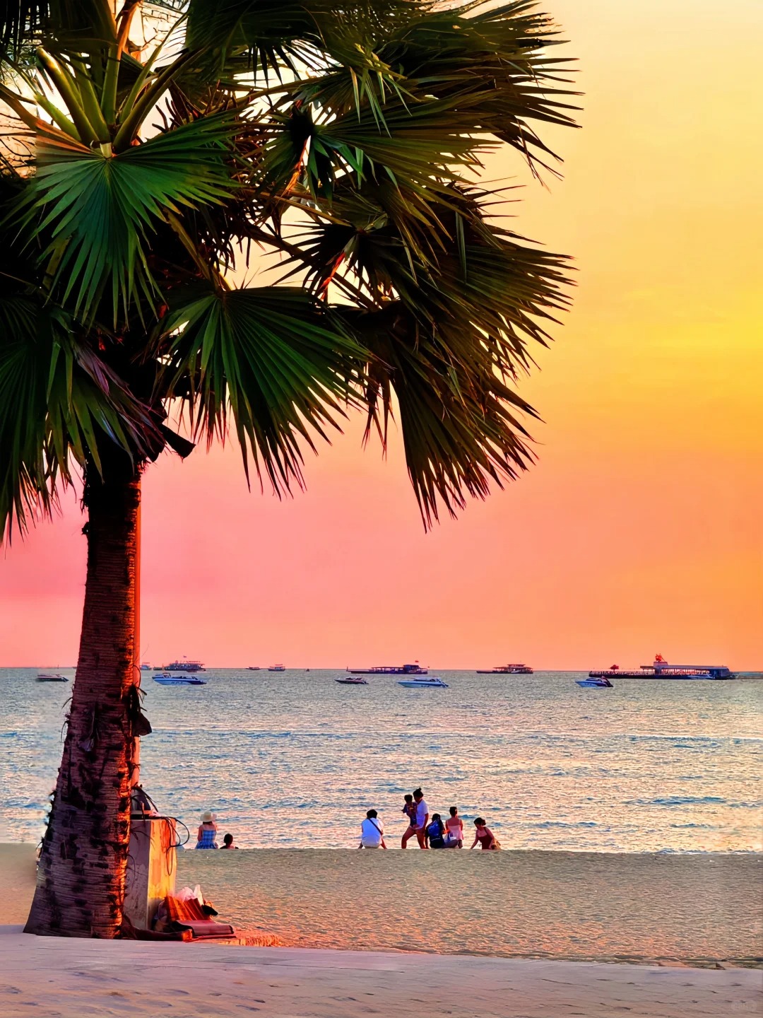 泰國TOP15芭達雅必吃美食推薦|在地的餐廳小吃、海景咖啡廳、特色酒吧一次收錄!